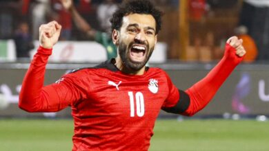 محمد صلاح ينافس رباعي الأهلي